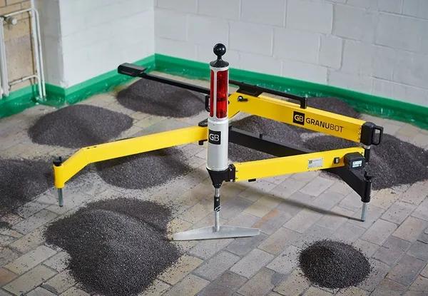 Der GRANUBOT - Schüttungen verteilen leicht gemacht